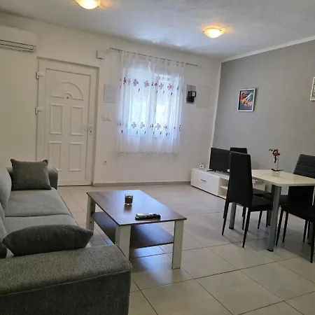 Apartamento Ema *